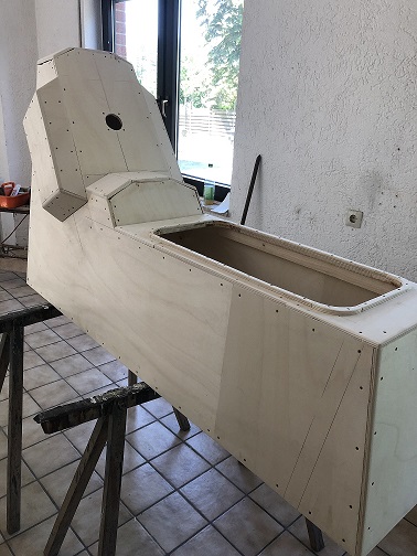 Bau einer Jokeykonsole Sitz 1 kl