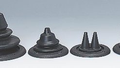R3 Kabeldurchführung Ø105mm Höhe 52mm doppelt