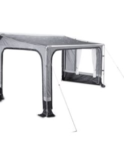 Dometic Revo Zip Privacy Room 240 Dieses einfach aufzubauende Zelt bietet Ihnen einen zusätzlichen Raum vor dem Fahrzeug. Das aus wetterfestem Polyester hergestellte Zelt verfügt über kristallklare Fenster und schützt Sie auf komfortable Art und Weise vor Wind und Wetter.