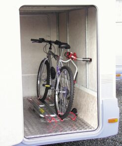 Fiamma CARRY-BIKE Garage Standard Halterungen an der Wand. Trägt max. 3 Fahrräder.
