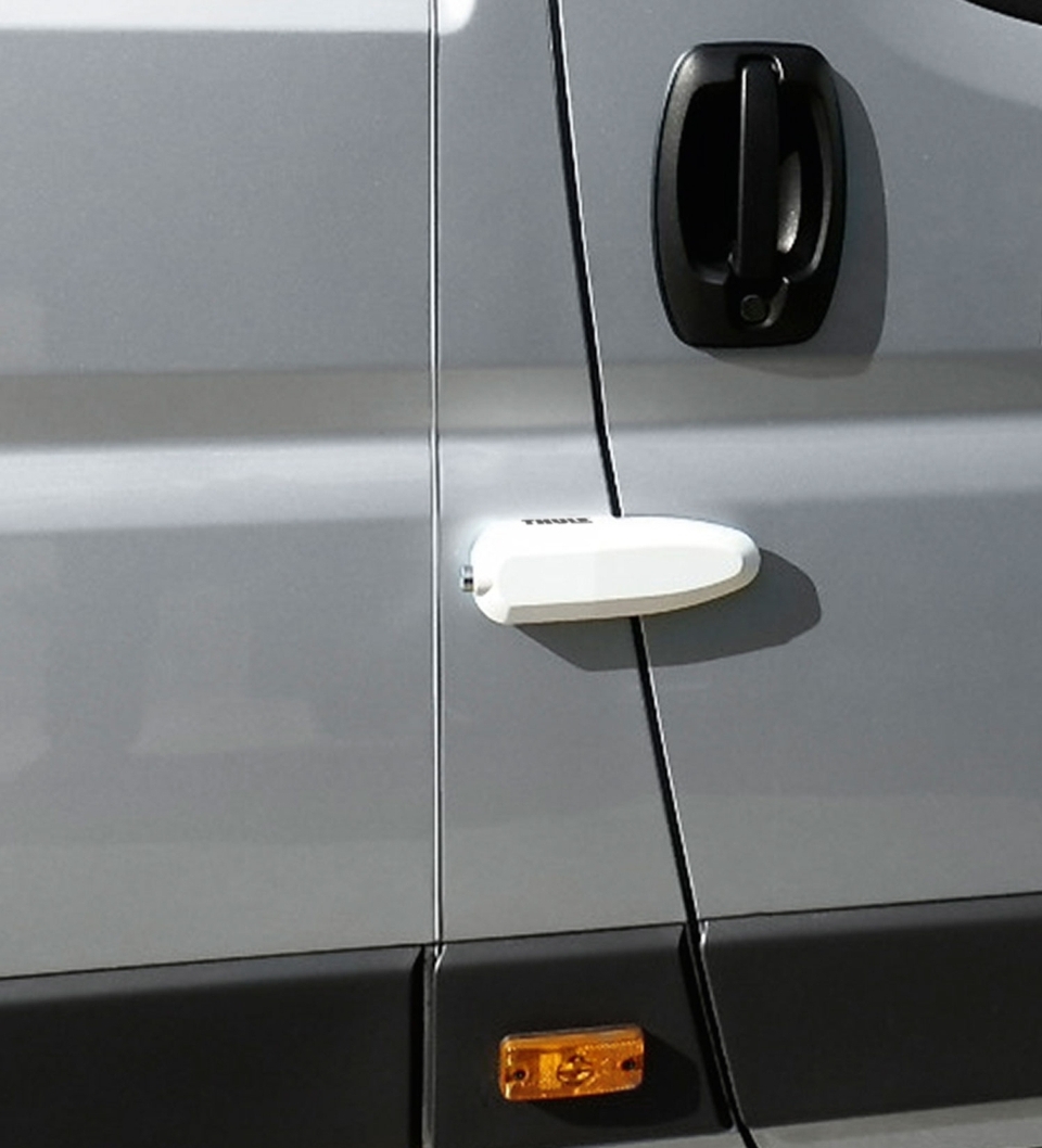 Thule Universal Lock weiß Wohnwagen und Vans.