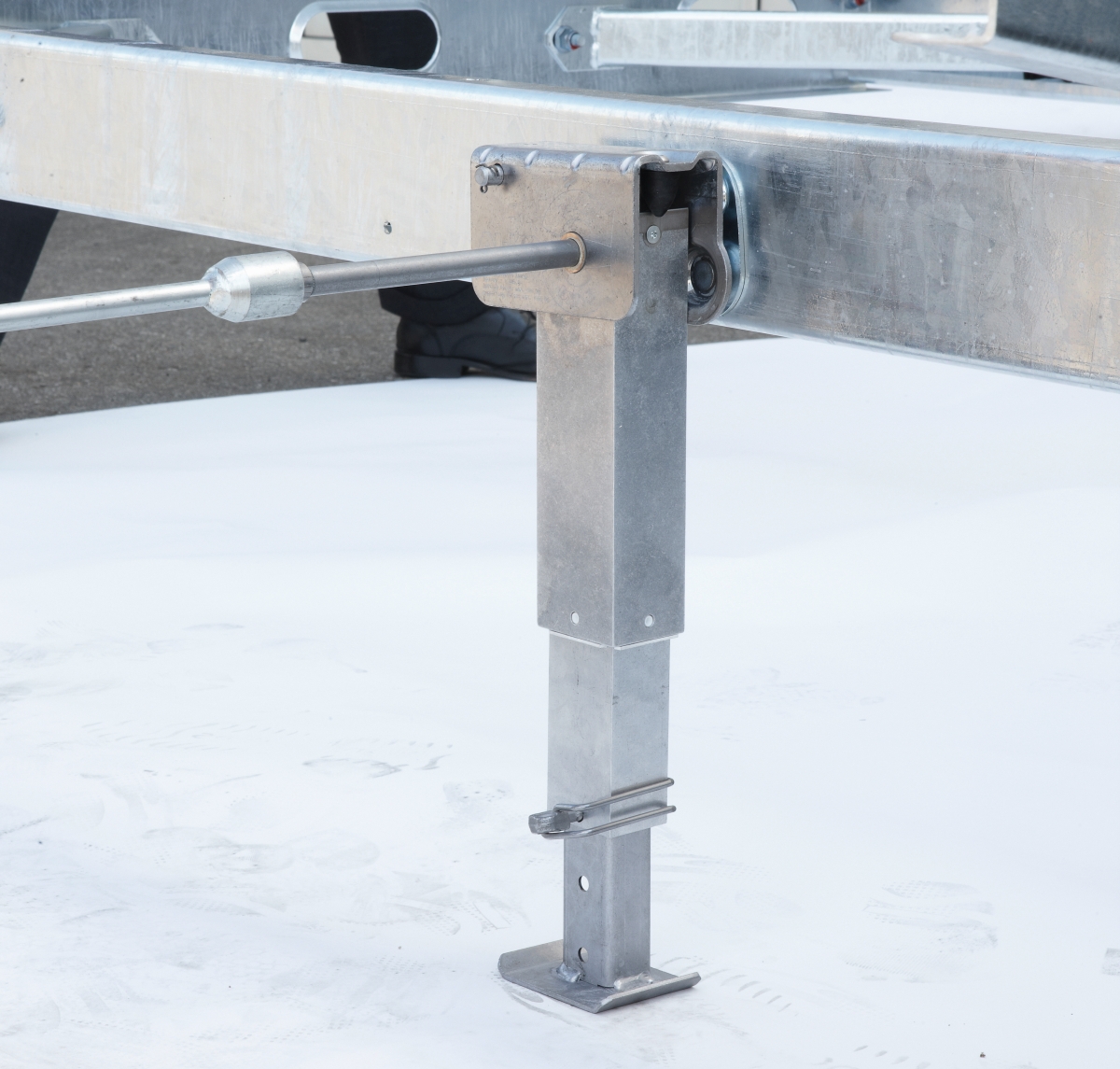 AL-KO ClickFix Hubstütze mechanisch 310-424 mm Auswahl der geeigneten mechanischen AL-KO Hubstütze (siehe beigefügte Skizze):