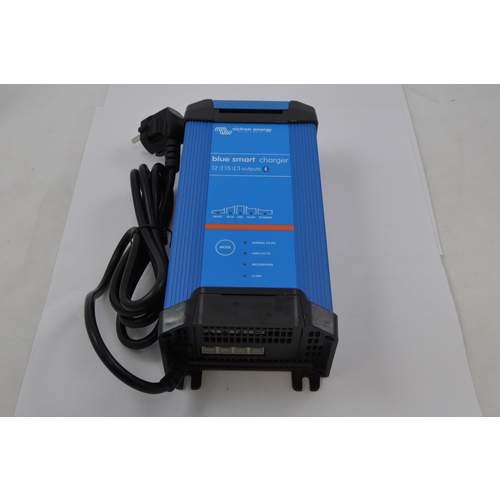 victron_blue_smart_ip22_charger_12_15_3__230v_cee_42619