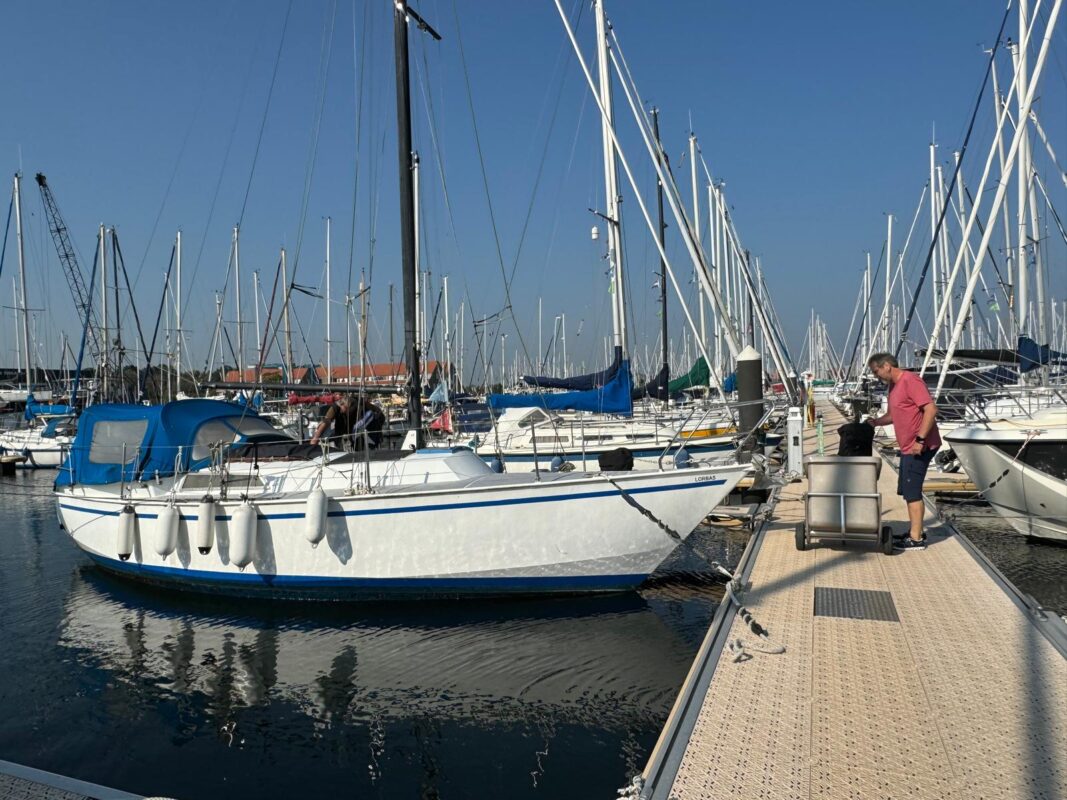 Mast ab !!! Lorbas: Endlich geht es los Lorbas Mast ab 11 3