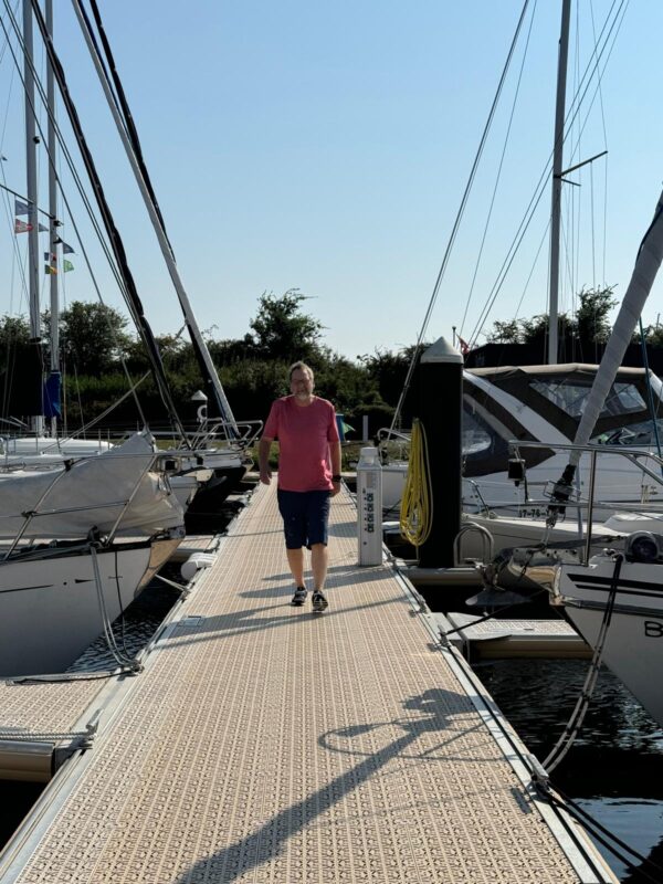 Mast ab !!! Lorbas: Endlich geht es los Lorbas Mast ab 112 1