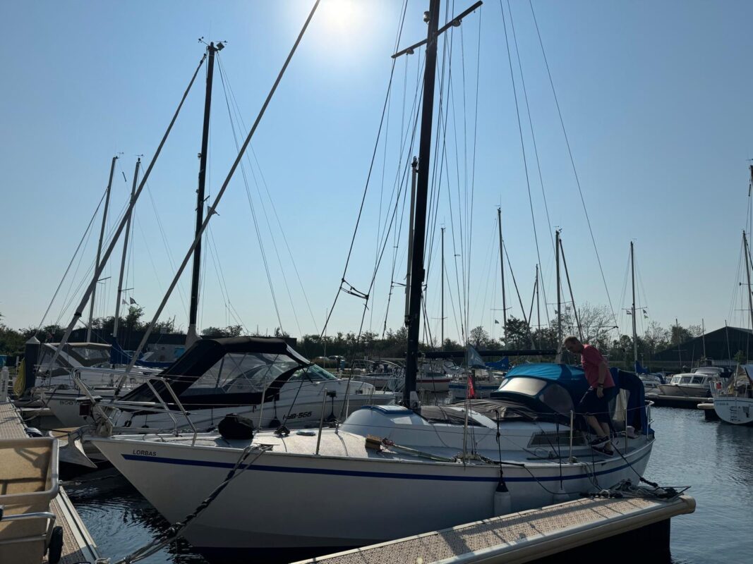 Mast ab !!! Lorbas: Endlich geht es los Lorbas Mast ab 17 2