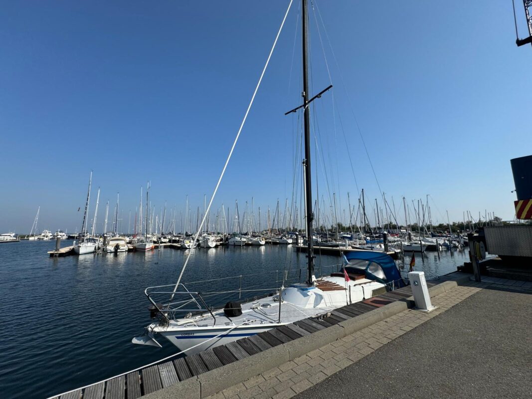 Mast ab !!! Lorbas: Endlich geht es los Lorbas Mast ab 19