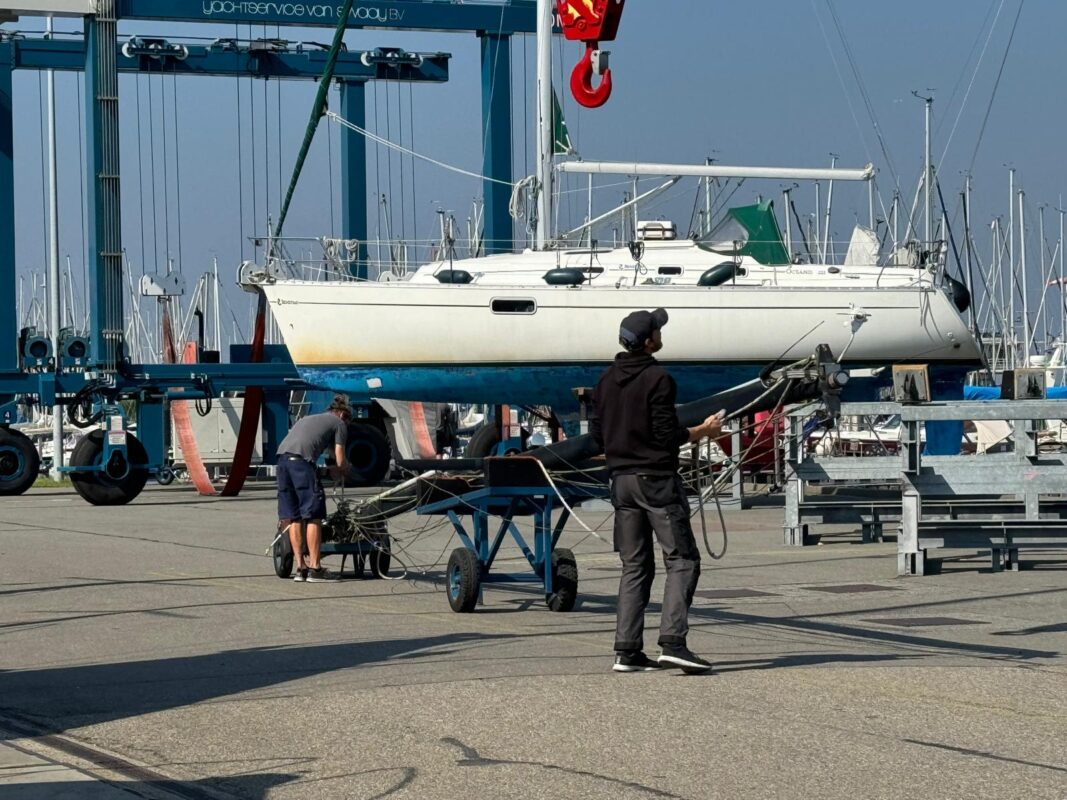 Mast ab !!! Lorbas: Endlich geht es los Lorbas Mast ab 32