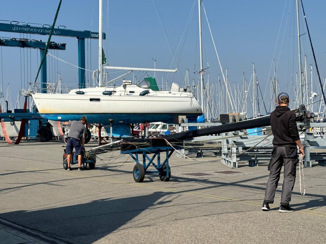 Mast ab !!! Lorbas: Endlich geht es los Lorbas Mast ab 33