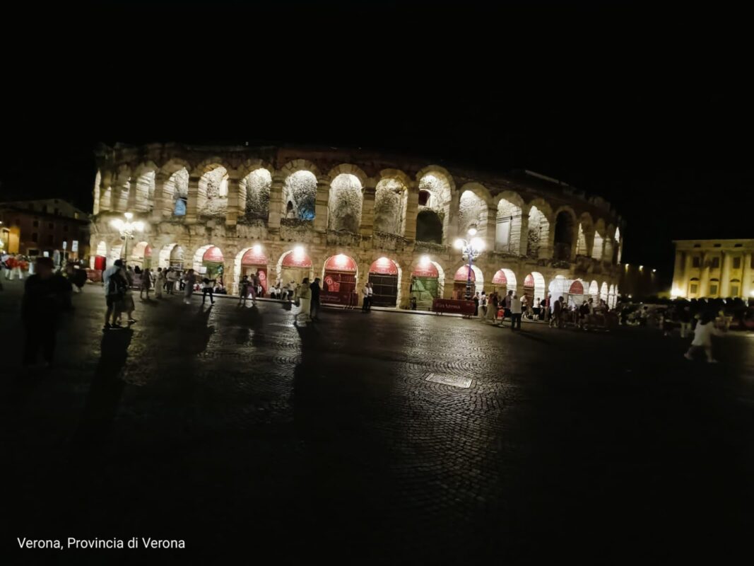 Mit der Lilibet nach Verona und zurück über Bamberg Die Arena bei Nacht