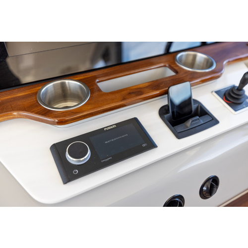 Scanstrut AURA QI-Ladestation SC-CW-12F Scanstrut AURA QI-Ladestation SC-CW-12F - Produktbild 2 - Artikel SC-CW-12F