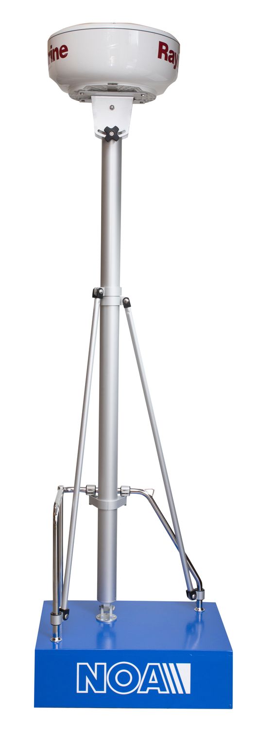 NOA Radarmast 10621 D=80mm L=2100mm mit 2 Stagen L=1500mm und verstellbarer Montageplatte NOA Radarmast 10621 D=80mm L=2100mm mit 2 Stagen L=1500mm und verstellbarer Montageplatte